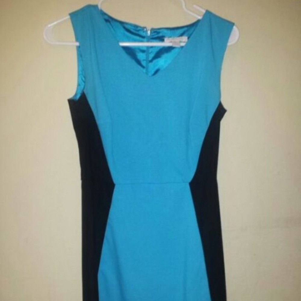Dress. 
Used only once.
Size 0 but fits 4-5.